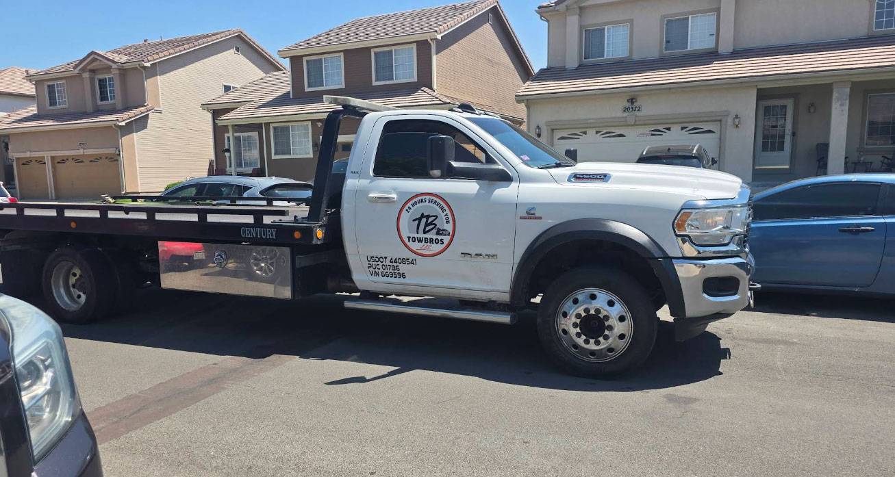 Tow Bros Llc Banner